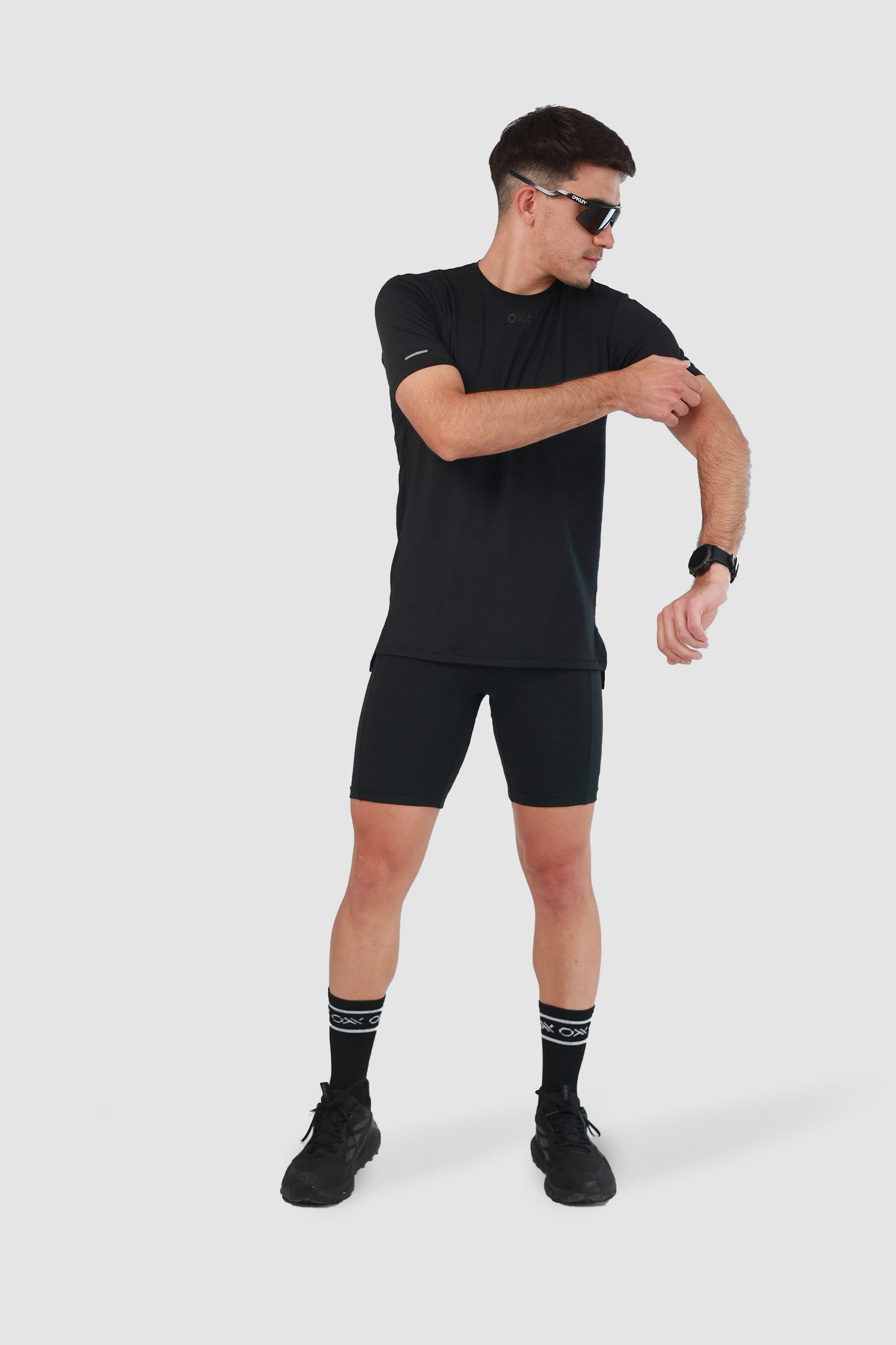 REMERA BALANCE TOTAL BLACK HOMBRE